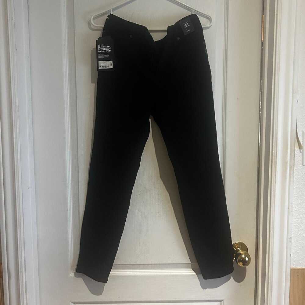 Silver Jeans Co. Infinite Fit High Rise Skinny Leg – Eco Friendly – Size M / 27